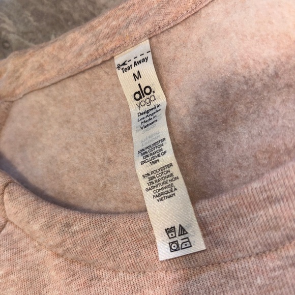 ALO Yoga Beige tribe long Sleeve Cut-Out top - Picture 8 of 9